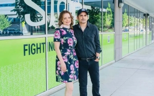 Brad Paisley's Wife Details Terrifying Two Years of Struggle With Paralyzed Vocal Chords