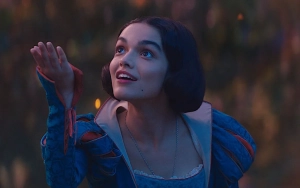 New 'Snow White' Image Sees Gal Gadot's Evil Queen Facing  the Magic Mirror 
