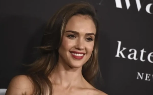 Jessica Alba Fuels Split Rumor With Husband Cash Warren After Seen Without Her Wedding Ring Again