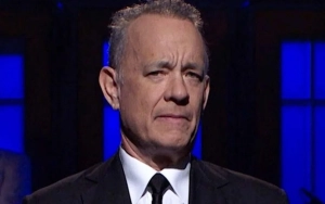 Tom Hanks Leads 'In Memoriam' Segment for Problematic Sketches and Guests on 'SNL40'