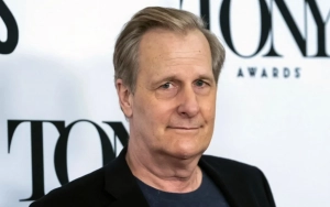 Jeff Daniels Joins 'Shrinking' Season 3