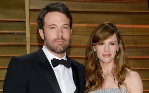 Jennifer Garner Urged to Set 'Better Boundaries' After Ben Affleck PDA