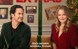 Silverstone & Hart Lead Netflix's Charming Holiday Divorce Comedy