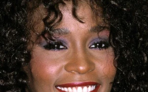Clive Davis Shares Insights on Pre-Grammy Gala and Whitney Houston