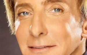 Barry Manilow Marks Over 50 Years on Billboard’s AC Chart
