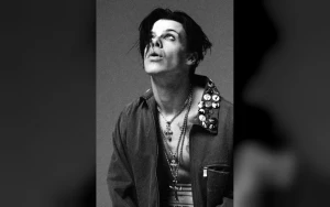 YUNGBLUD Scores First No. 1 on Alternative Airplay with Zombie Hit
