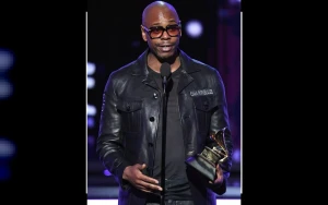 Dave Chappelle Stands Firm Like Muhammad Ali Amid Criticism of His Comedy