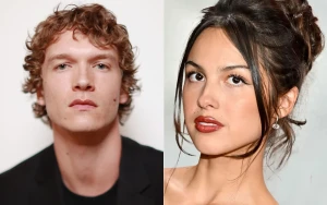 Connor Storrie Introduces Olivia Rodrigo’s New Song Begged on SNL