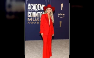 Lainey Wilson Stuns in Fringe Dress at 2026 ACM Awards Red Carpet