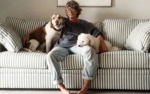 Mary Oliver: Saved by the Beauty of the World Wins Prestigious Documentary Award