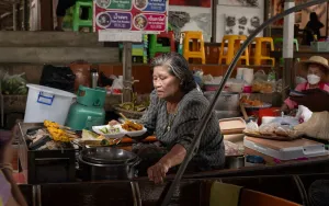 How to Eat Like a Local Without Falling for Tourist Traps