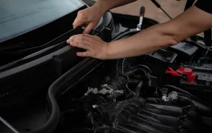 How to Replace Windshield Wiper Blades the Right Way