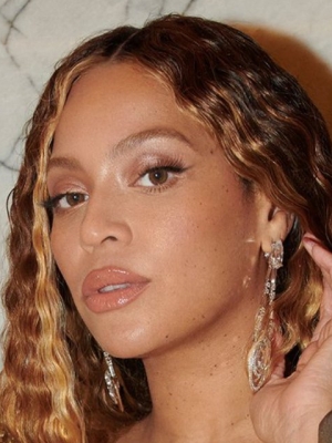 Beyonce's Bitter Ex-Bodyguard Accuses Her of Using Drugs
