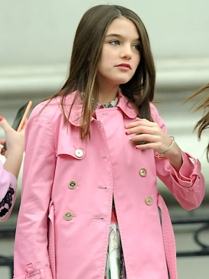 Suri Cruise All Smiles as She Celebrates 18th Birthday Away From Dad Tom Cruise