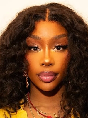 SZA Gives Fans Ultimatum After Post-Concert Moment Almost Takes Chaotic Turn