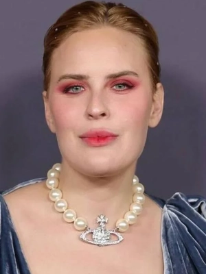 Tallulah Willis Shows 'Ancient'-Inspired Engagement Ring, 3 Months After Proposal