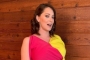 Rachel Bloom Has Breast Reduction Surgery After Pregnancy Made her Boobs Grow to Size G