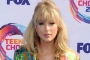 Taylor Swift Delights Fans by Performing 'Hannah Montana' Song for First Time as Part of Mashup 