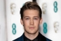 Taylor Swift's Ex Joe Alwyn Looks Somber After Christmas