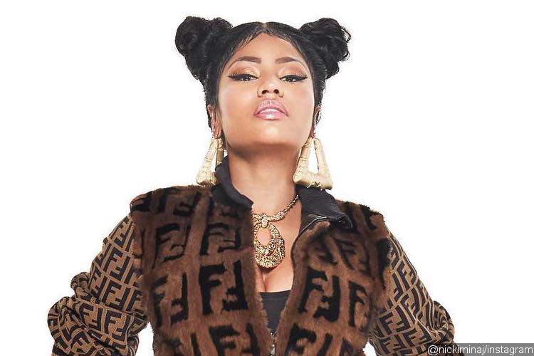 Nicki Minaj Hits Back at Impatient Fan: 'Queens Don't Panic'