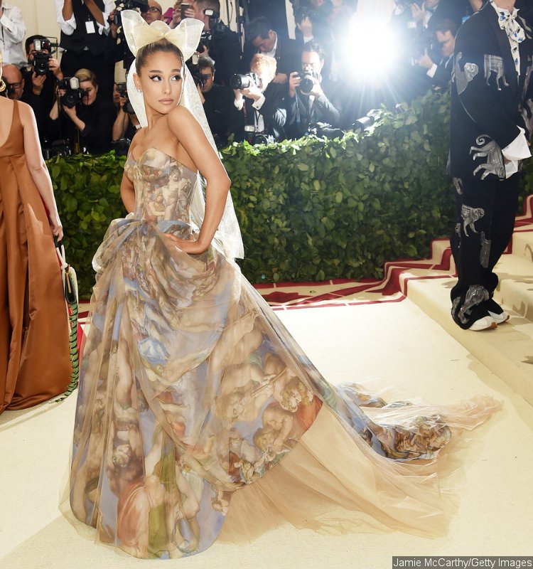 2018 Met Gala's Red Carpet Arrival