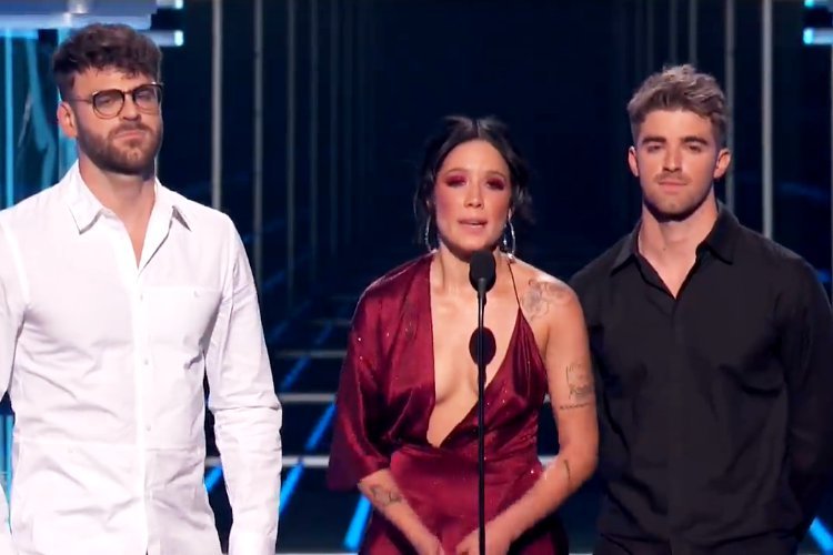 Billboard Music Awards 2018: The Chainsmokers and Halsey Pay Tribute to Avicii
