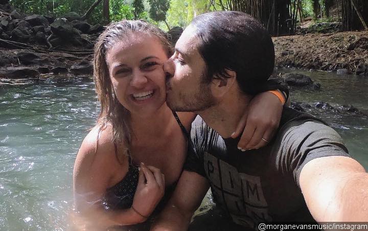 Kelsea Ballerini and Husband Morgan Evans Pack on PDA in Vacation Video