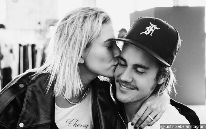 Justin Bieber and Hailey Baldwin Caught in Another Making Out Session in Restaurant