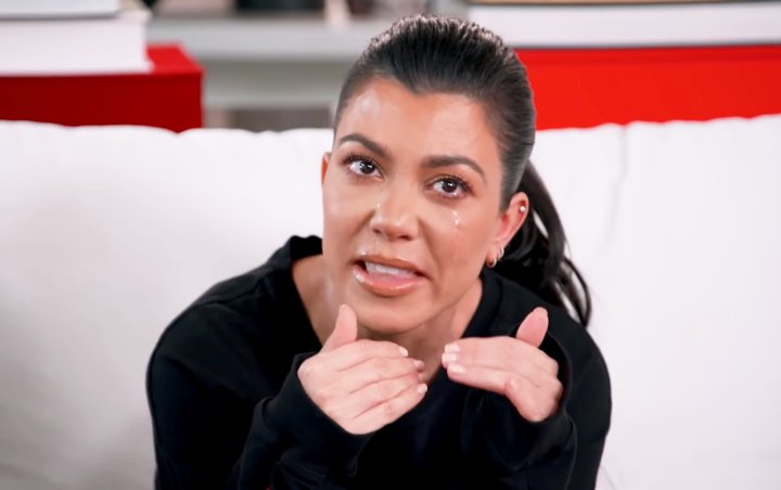 'Keeping Up with the Kardashians': Kourtney Cries During a Therapy Following Sister Spat