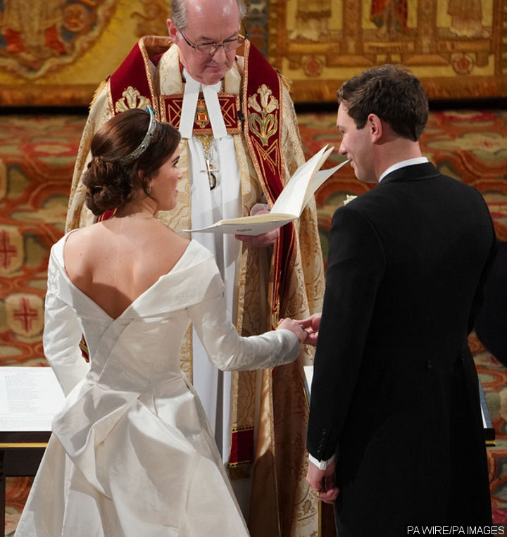 Princess Eugenie Showed Back Scars in Her Wedding Dress