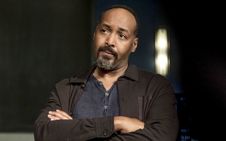 Jesse L. Martin Temporarily Steps Away From 'The Flash' for Medical Reason