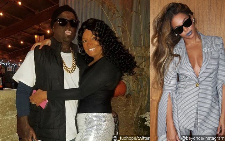 Nurse Lost Her Job After Dressing in Blackface as Beyonce for Halloween