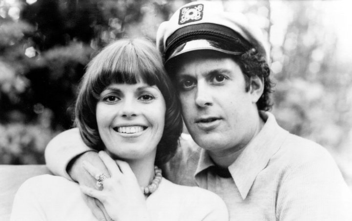Captain and Tennille's Toni Tennille Honors Ex-Husband and Bandmate Daryl Dragon After He Died at 76