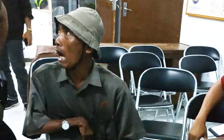 Indonesian Beggar Goes Viral for Claiming to Be a Millionaire