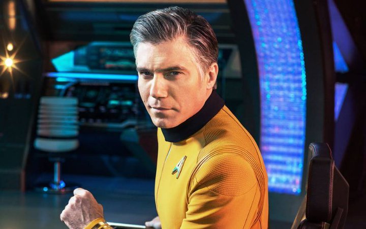 'Star Trek' Actor Anson Mount Emotional Over Approval From Original Captain Pike's Son