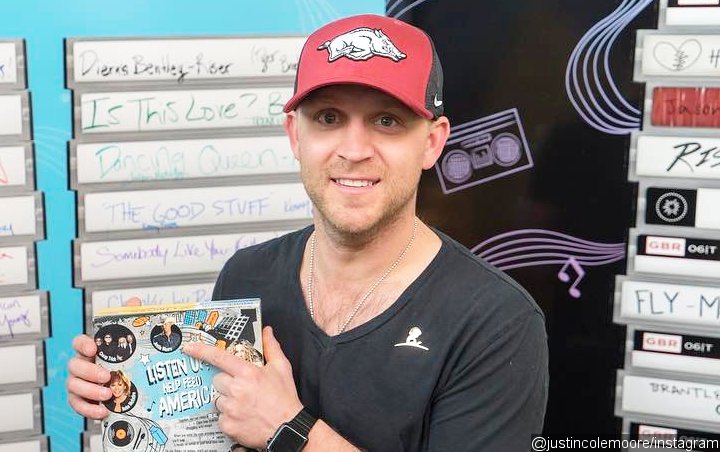 Justin Moore Shows Off Cuts and Bruises He Got After Being Stepped on by Horse