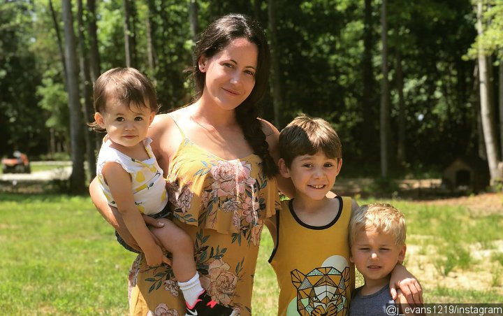 Jenelle Evans Slammed for Making Her Kids Wear Hats With Raunchy Messages