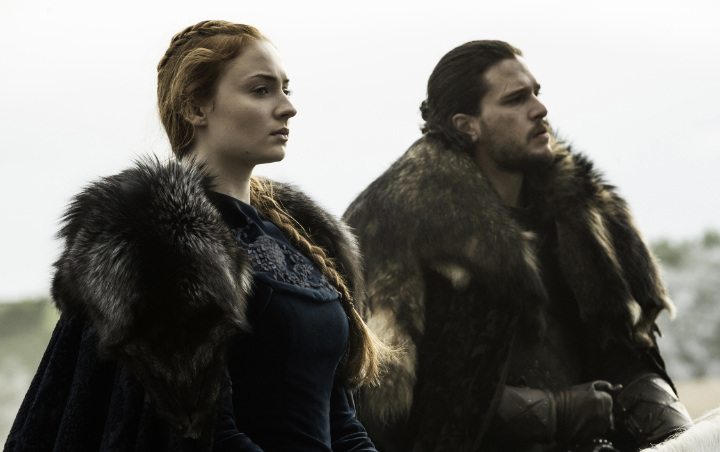 'GoT' Season 8: Sophie Turner Hints at Sansa Stark and Jon Snow's 'Struggling' Relationship