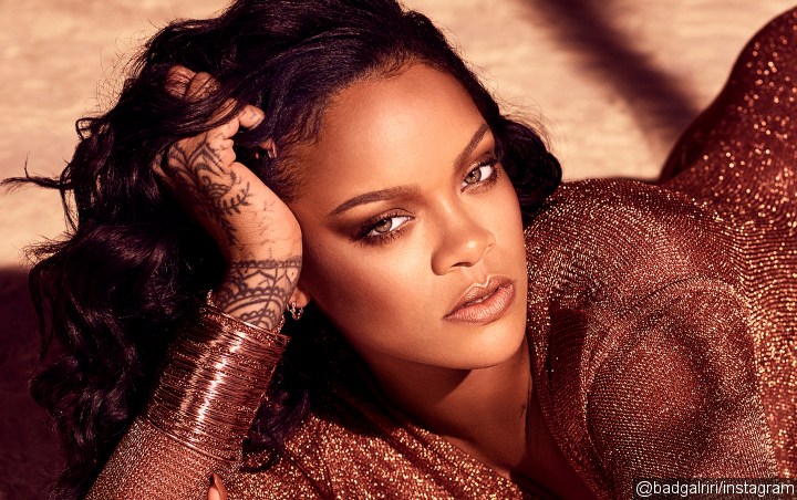 Rihanna, Reportedly Weighing Over 200 Pounds, Poses Seductively in New Fenty Promo Photos