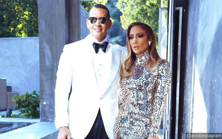 Alex Rodriguez Soothes Crying Jennifer Lopez With Sweet Words After Onstage Blunder
