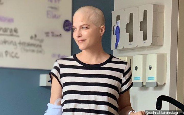 Selma Blair Rocks Bald Head After Being Discharged From MS Care