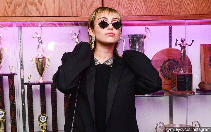 Miley Cyrus Hints at 2019 MTV VMAs Boycott After Nomination Snub