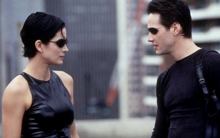 Keanu Reeves to Reunite With Carrie-Anne Moss in 'The Matrix 4' 