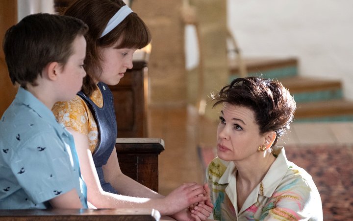 Renee Zellweger Explains Why She Didn't Reach Out to Judy Garland's Children for Biopic