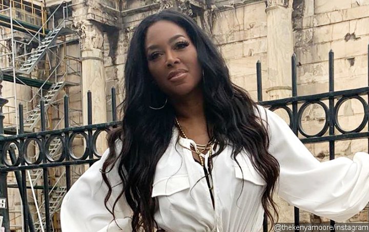 Kenya Moore Wants to 'Try and Date White Guys' After Divorce