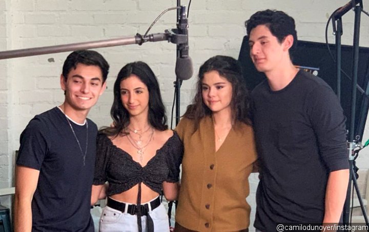 Selena Gomez Puts Out 'Heartbreaking' Chat With Migrant Teens