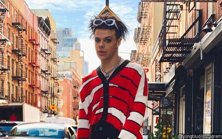 Yungblud Says He Didn't Fit in as Kid Due to His Gender-Bending Style