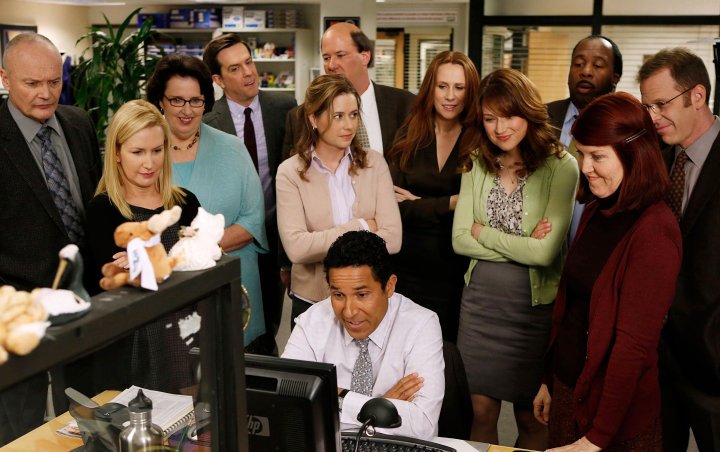 Jenna Fischer and Angela Kinsey 'Pushing' for 'The Office' Reunion