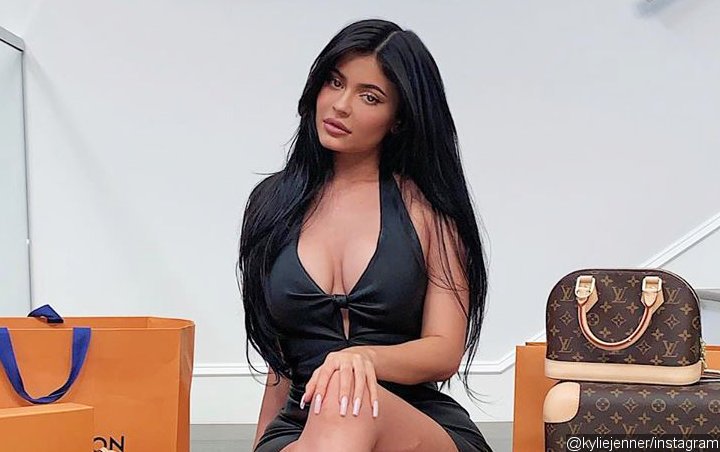 Kylie Jenner Offers a Look at One of Her Favorite Pregnant Belly Photos