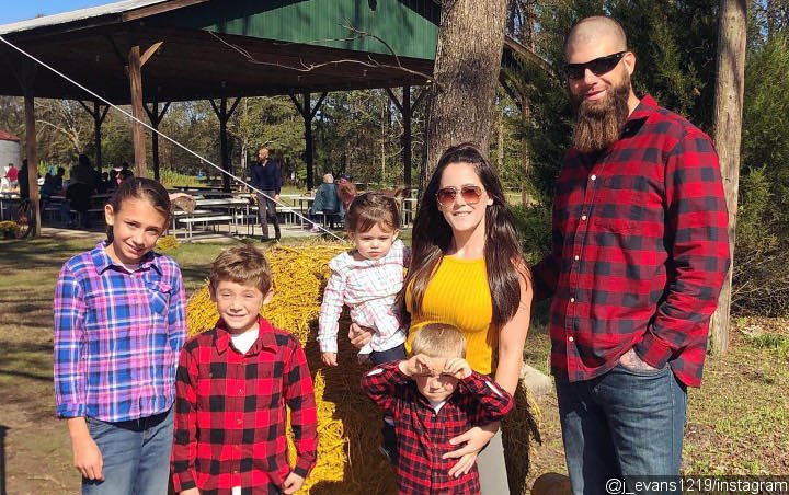 Jenelle Evans Shares Sweet Thanksgiving Message Amid David Eason Drama
